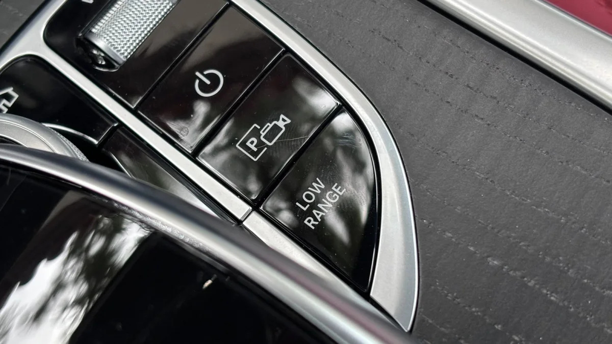 Mercedes G 550 Professional Edition low range button