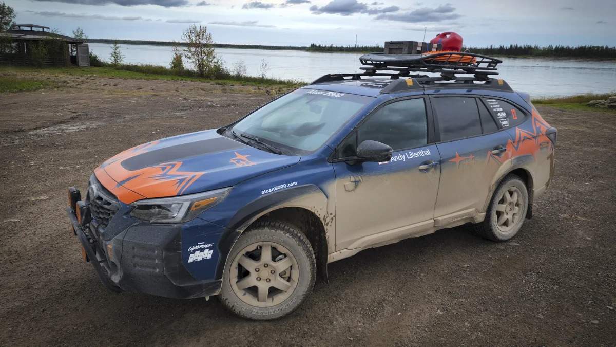 Team 12 Subaru Outback Wilderness_credit Mercedes Lilienthal
