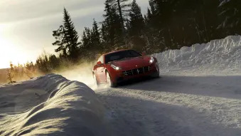 The Ferrari FF playing in the snow