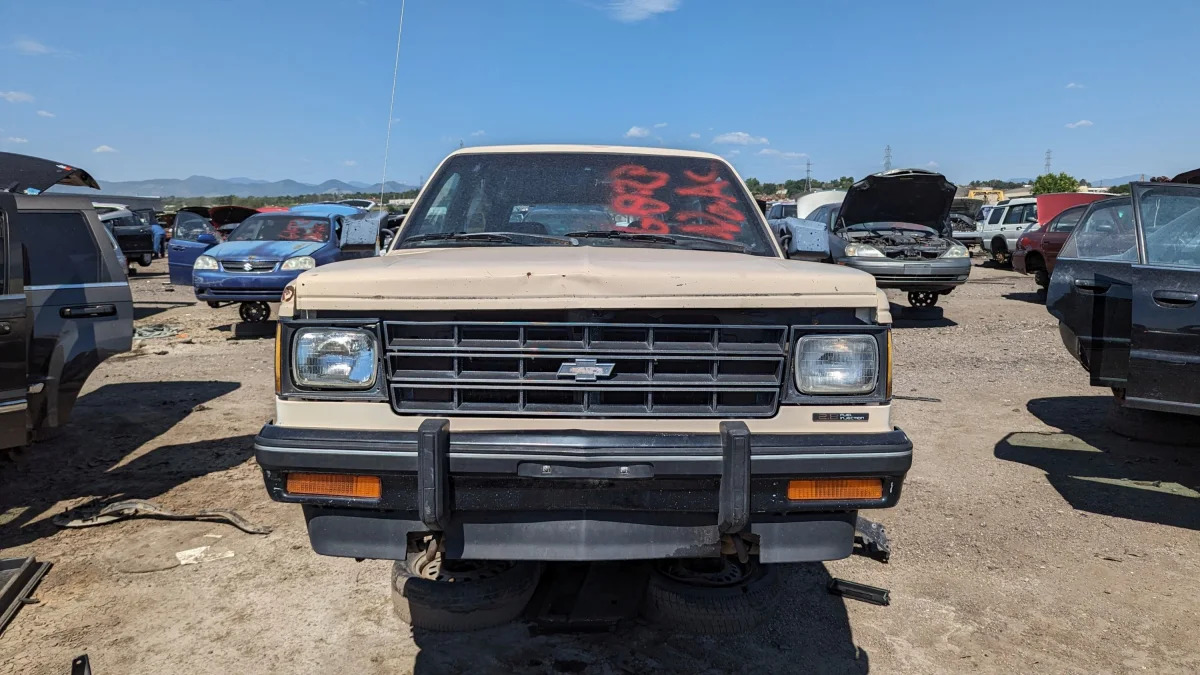 43 - 1988 Chevrolet Blazer in Colorado junkyard - photo by Murilee Martin