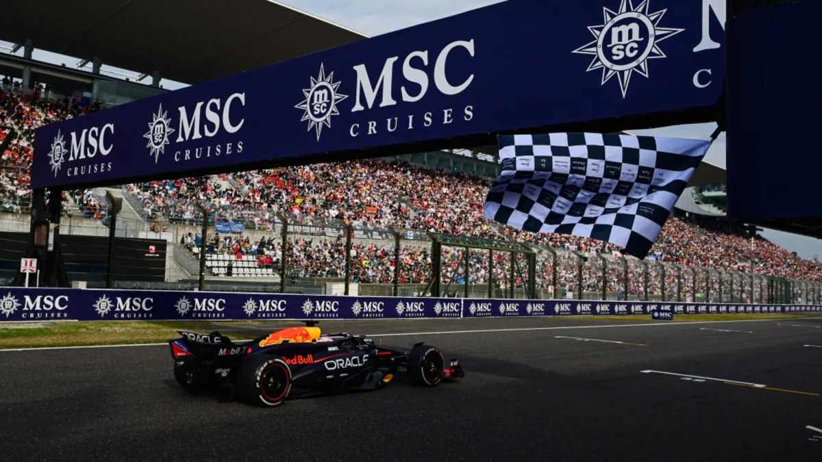 Max Verstappen bounces back in F1 with dominant win at Japanese Grand Prix