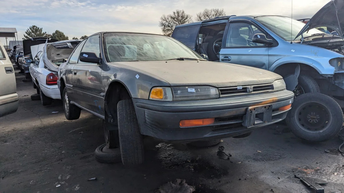53 - 1992 Honda Accord in Colorado junkyard - photo by Murilee Martin