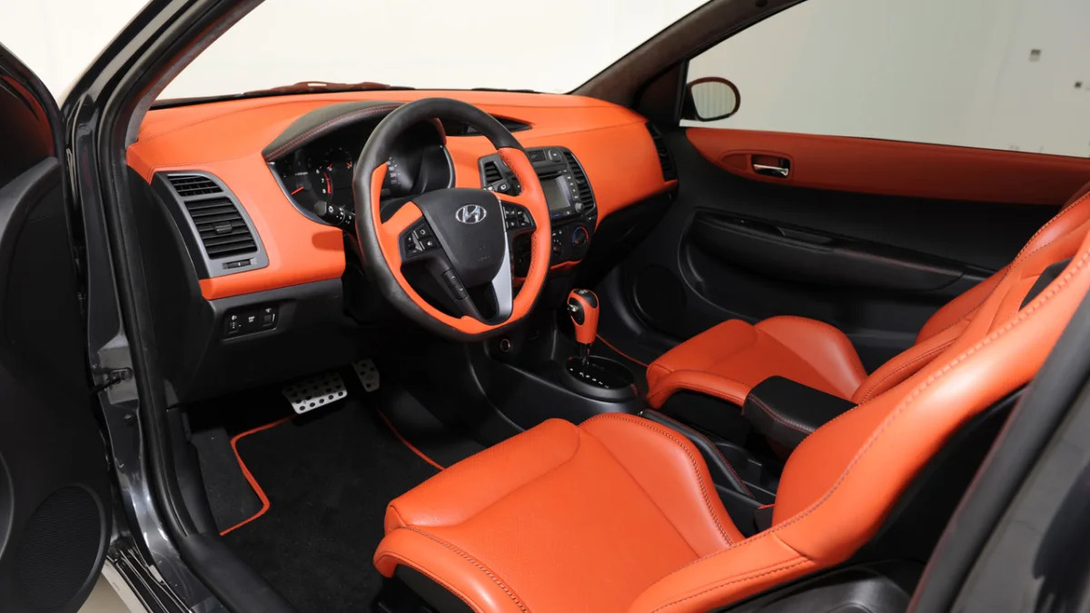 Hyundai i20 Sport Edition interior