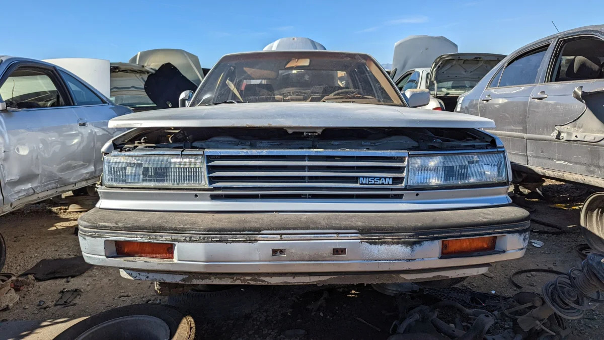 37 - 1988 Nissan Maxima in Colorado junkyard - photo by Murilee Martin