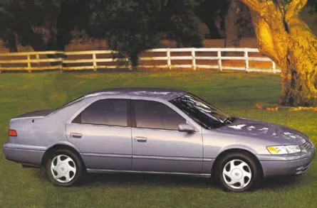 1999 Toyota Camry CE 4dr Sedan