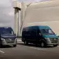 Mercedes-Benz eSprinter action front blimp hangar