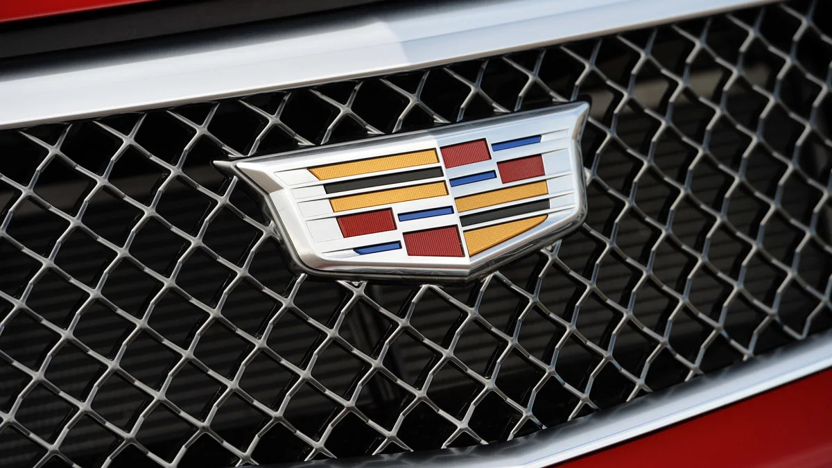 2016 Cadillac ATS-V badge