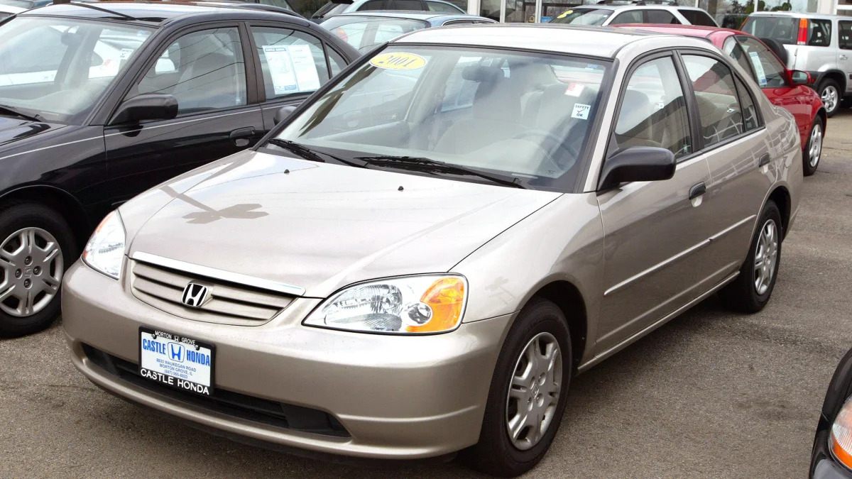 Honda Recalls Cars Due To Headlight Problems
