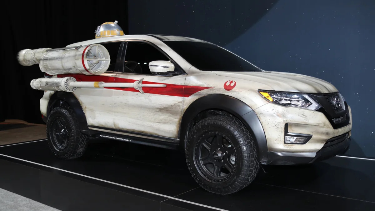 X-Wing Nissan Rogue
