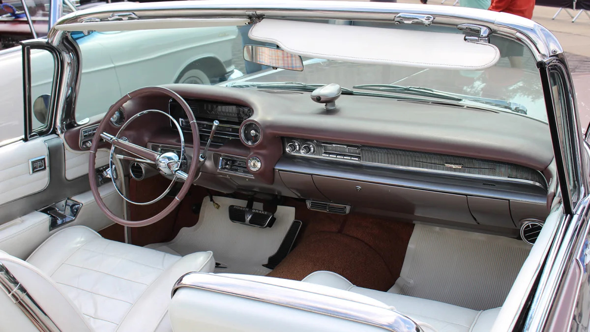 Cadillac Eldorado interior