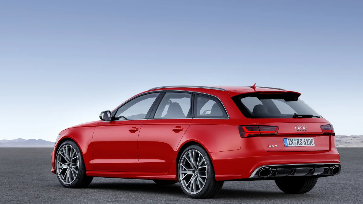 red audi rs6 avant performance rear static