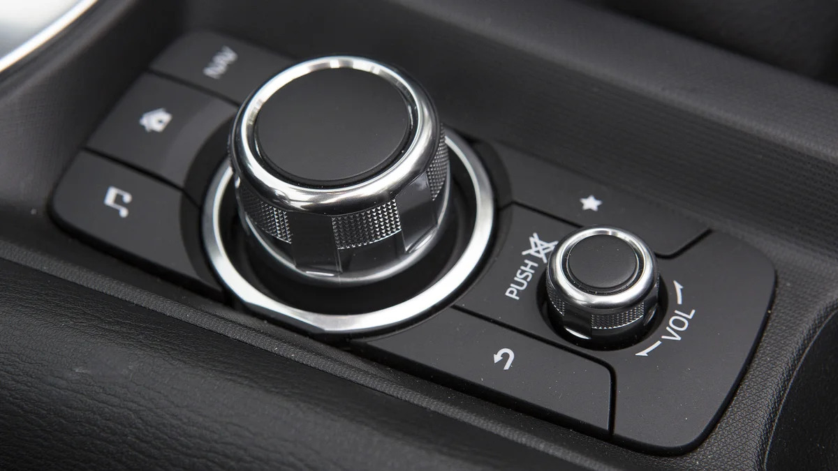 2016 Mazda MX-5 Miata multimedia system controls