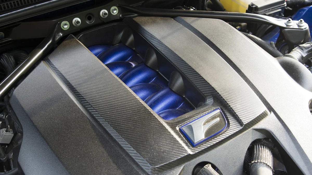 2015 Lexus RC F engine detail