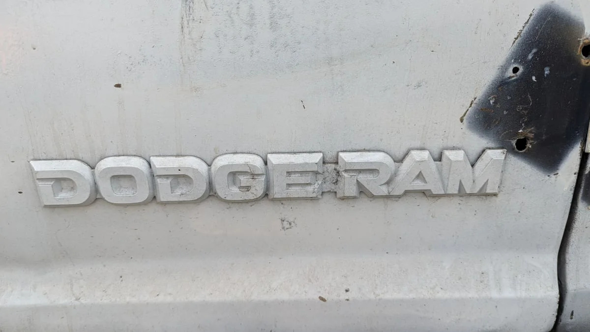 Junkyard Gem: 1982 Dodge B250 Ram Wagon with 4-on-the-floor manual