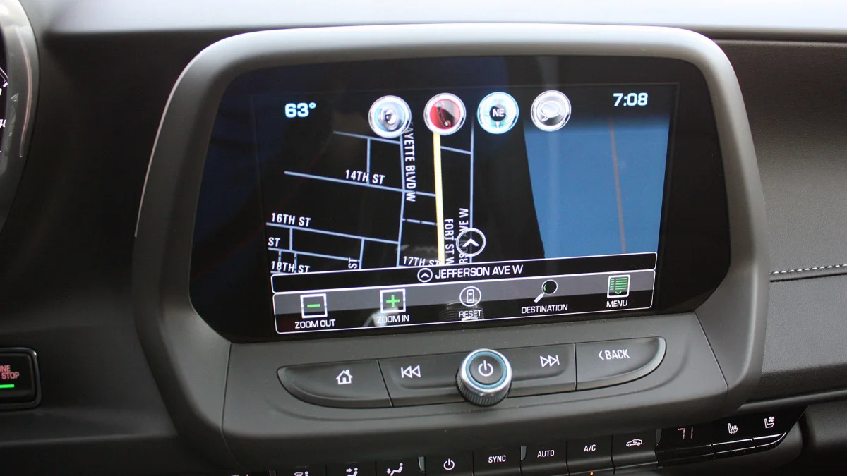 2016 Chevrolet Camaro navigation system