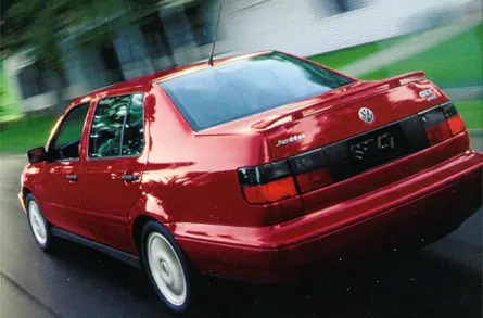 1999 Volkswagen Jetta GLX 4dr Sedan