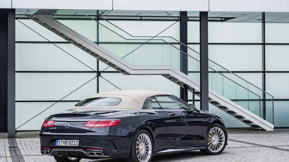 Mercedes-AMG S65 Cabriolet roof up rear 3/4 static