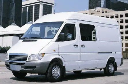 2004 Dodge Sprinter Van 2500 Base Cargo Van 118 in. WB