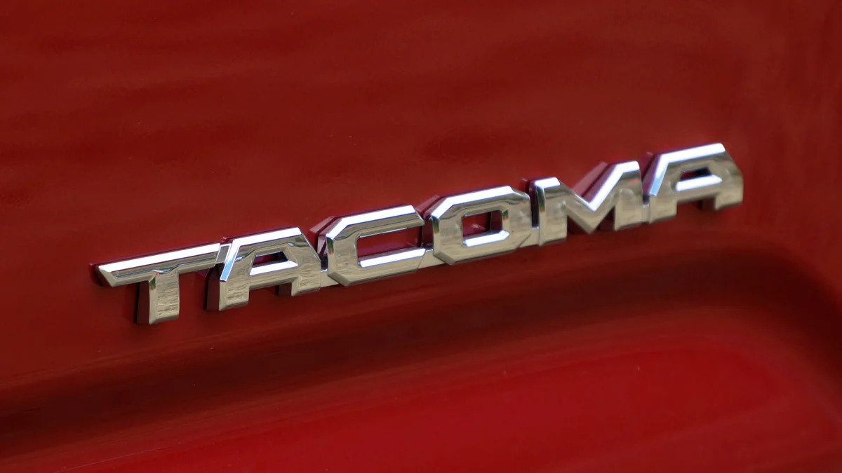 2016 Toyota Tacoma badge