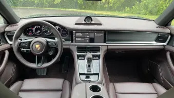 2021 Porsche Panamera 4S E-Hybrid Sport Turismo interior