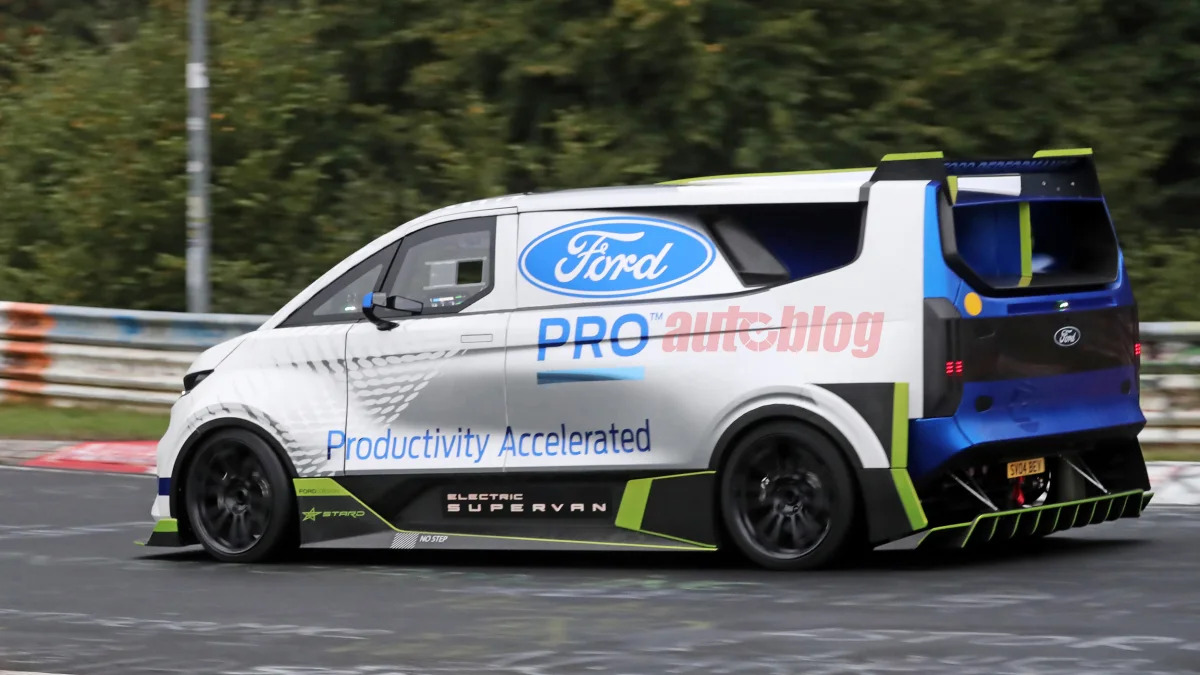 Ford Electric SuperVan 12 copy