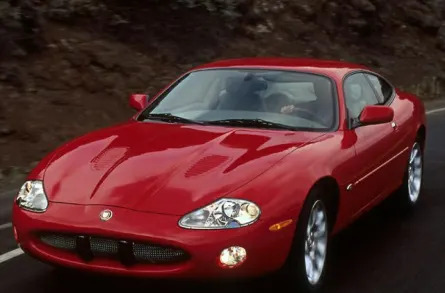 2002 Jaguar XKR Base 2dr Coupe