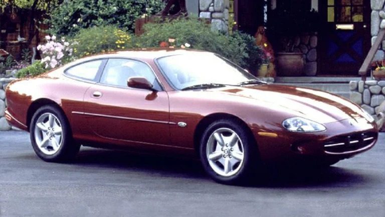 2000 Jaguar XK8 Base 2dr Coupe