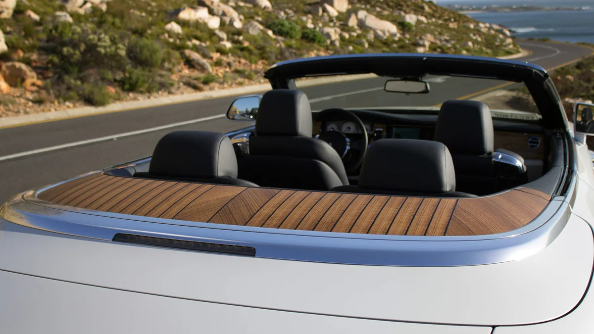 2016 Rolls-Royce Dawn wood trim
