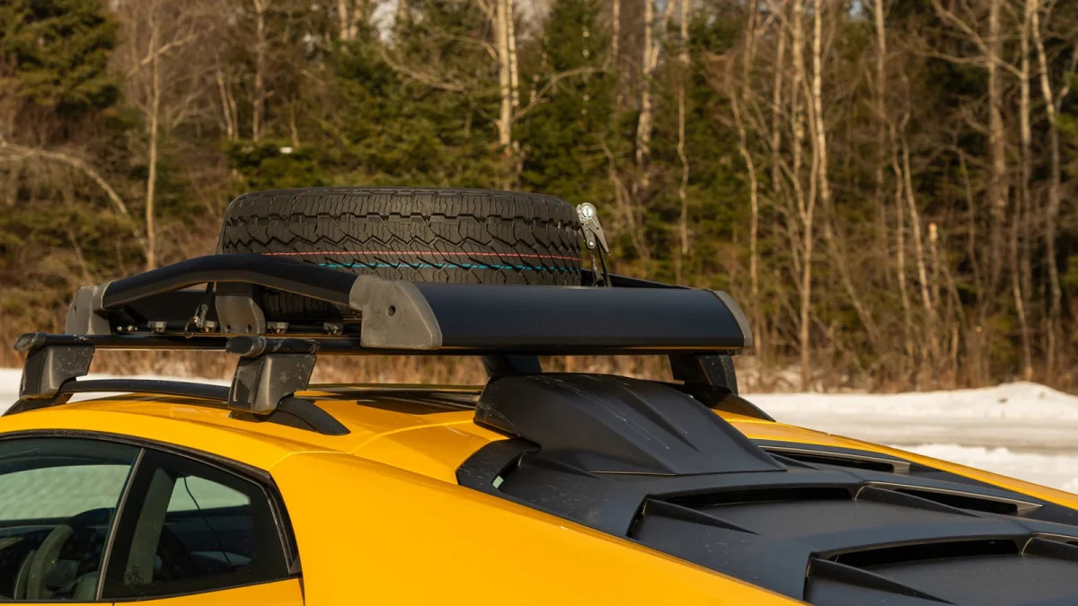 2024 Lamborghini Huracan Sterrato roof rack with spare wheel