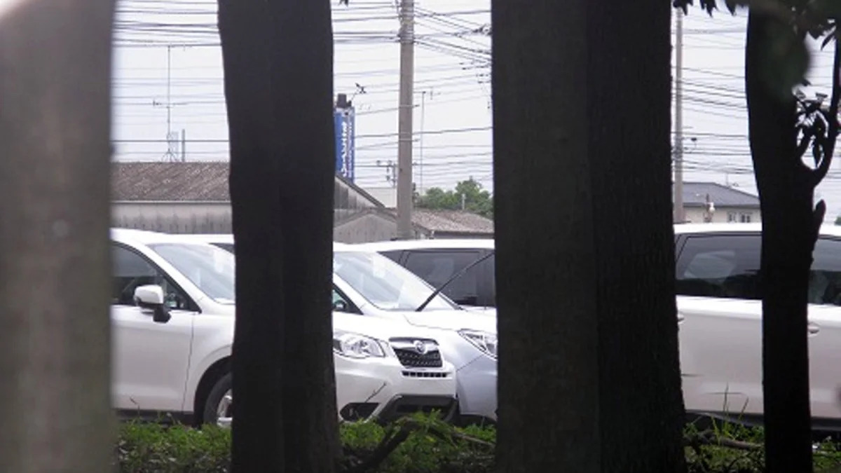 2014 Subaru Forester spy photos