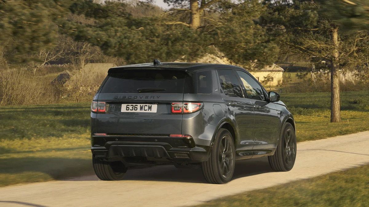 2024-land-rover-discovery-sport-4