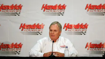 Dale Earnhardt Jr. joins Hendrick Motorsports
