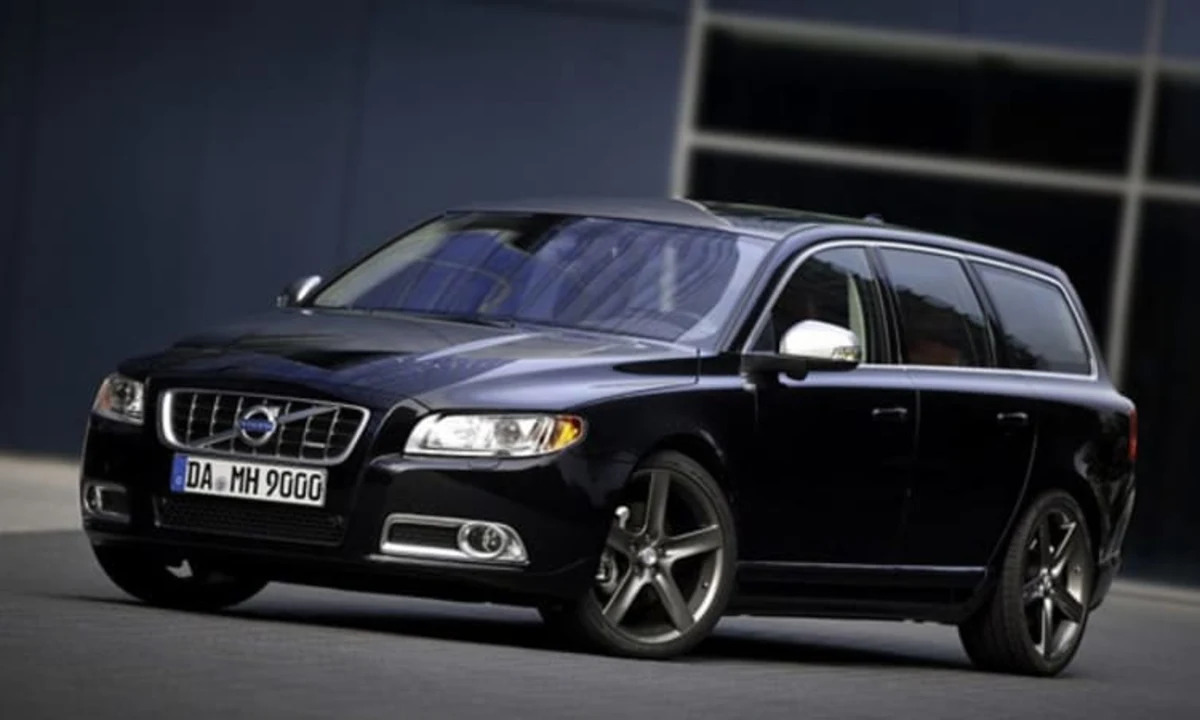 Heico Volvo V70 T6 R-Design hauls more than kids, but carries