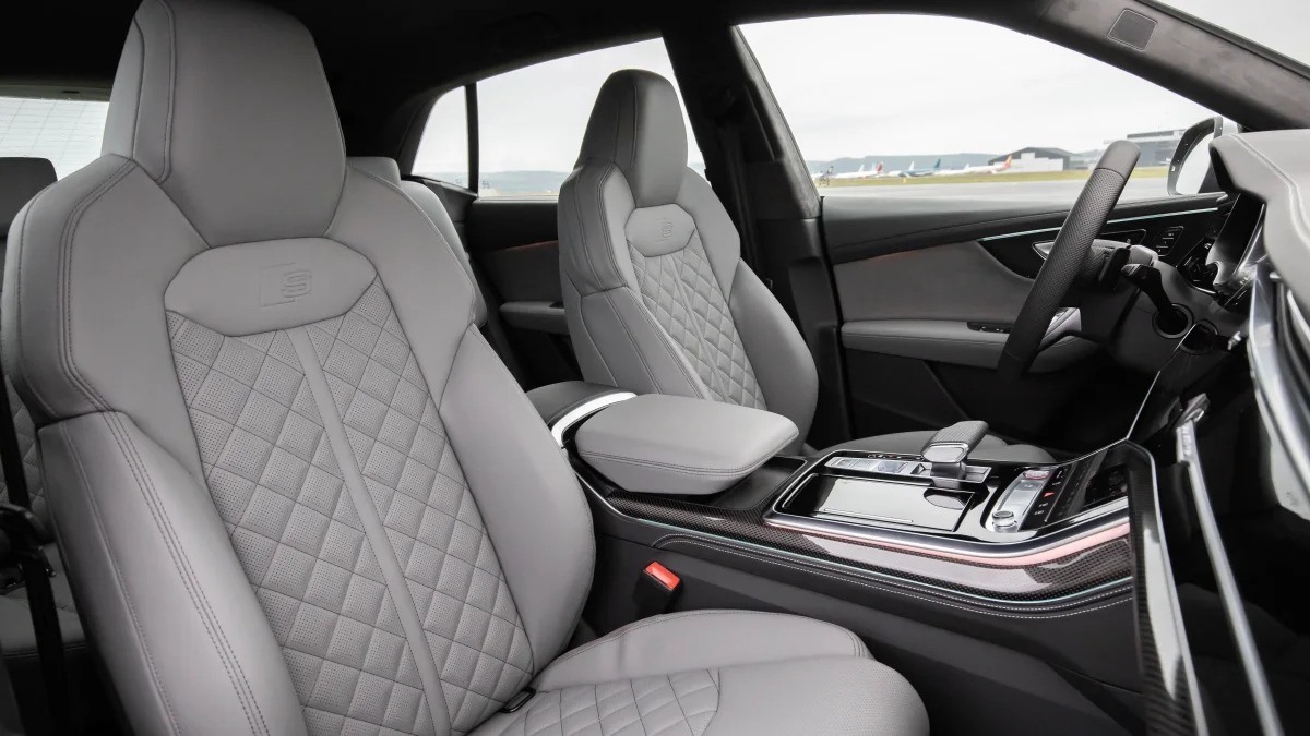 Audi SQ8 TDI interior