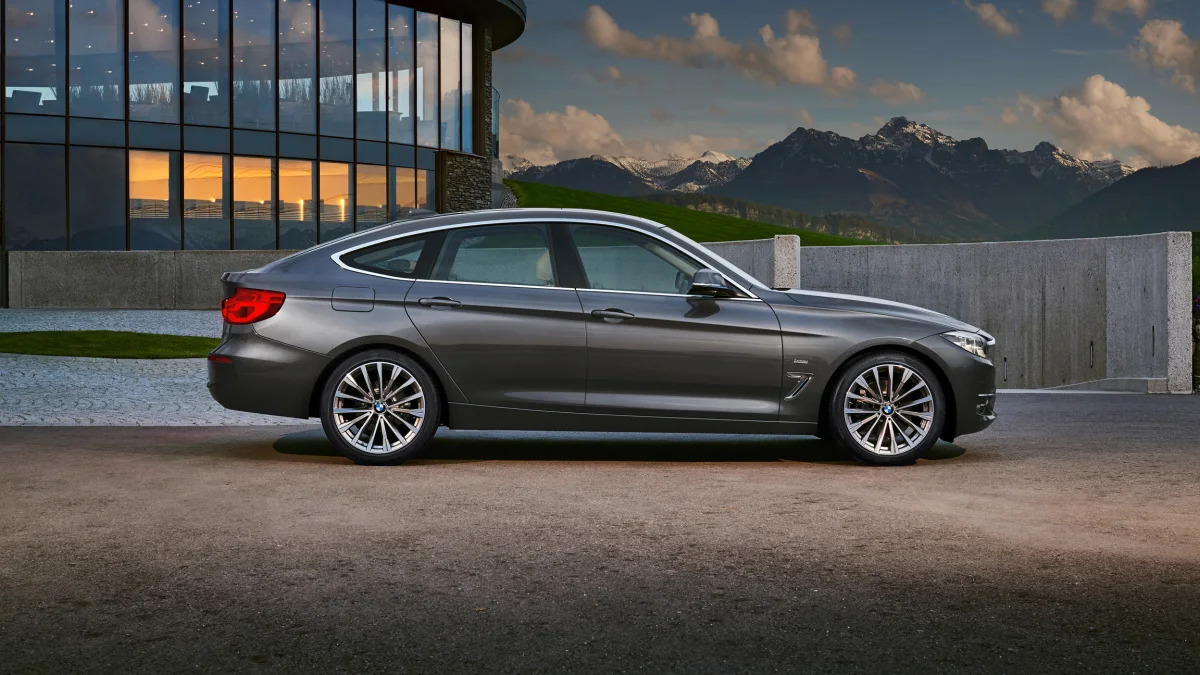 2017 BMW 3 Series Gran Turismo Luxury static profile