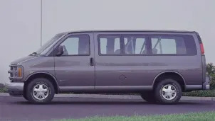 (Base) G1500 Passenger Van