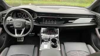 2021 Audi RS Q8 interior