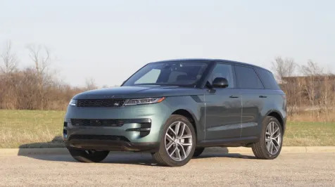 <h6><u>6 thoughts about the 2023 Range Rover Sport SE</u></h6>