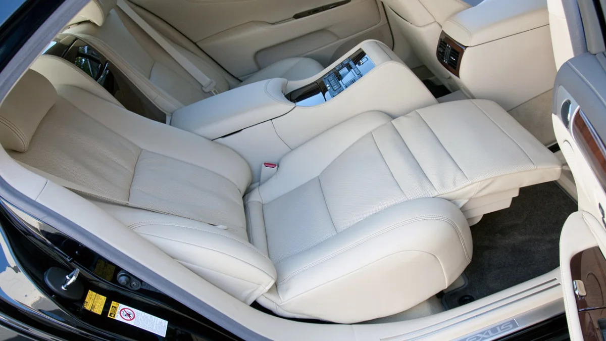 Reclining Rear Executive Seats -- Lexus LS 460 L, $16,400
