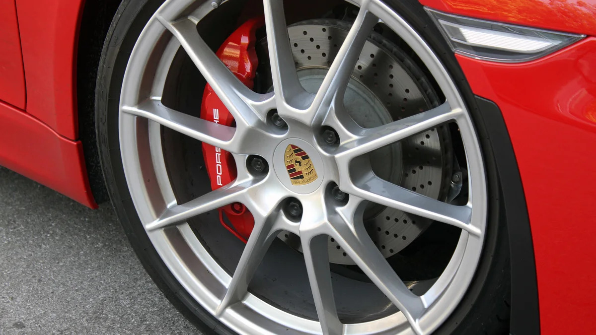2016 Porsche Boxster Spyder wheel