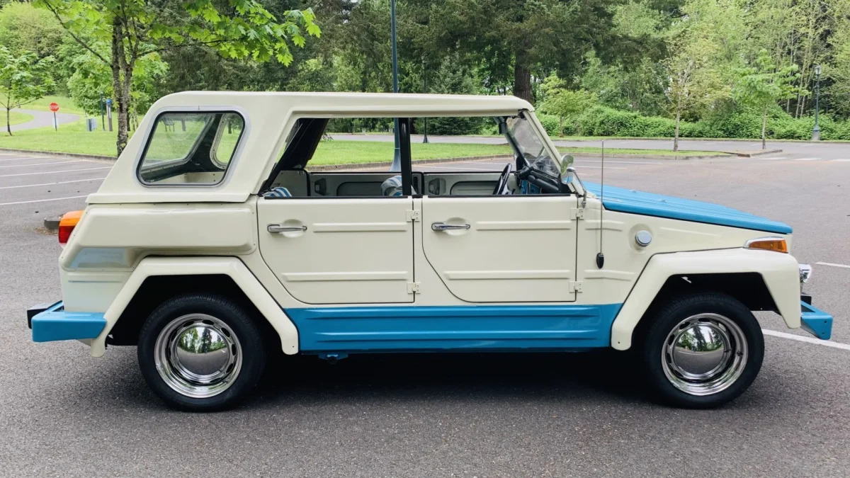 VW Thing side
