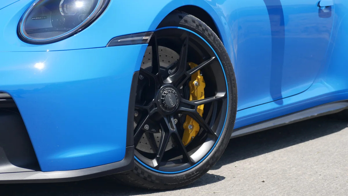 2022 Porsche 911 GT3 wheel