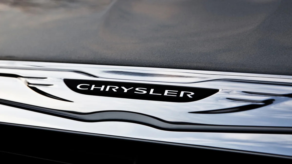 2011 Chrysler 200 S