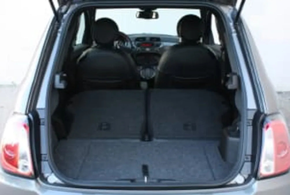 2013 Fiat 500e cargo area seats folded down