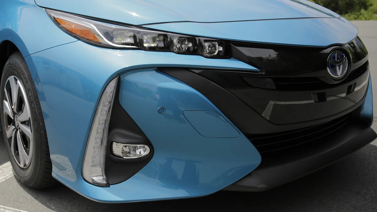 2017 Toyota Prius Prime Prototype front detail