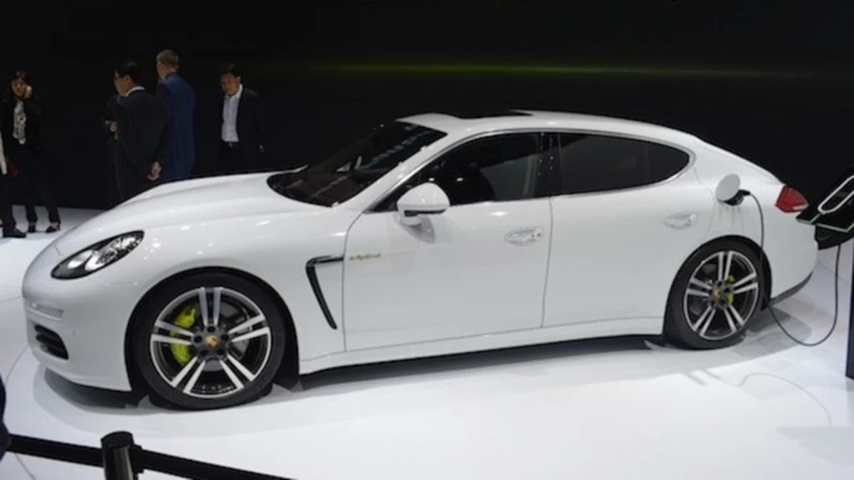 Porsche Universal Charger (AC) will make 2014 Panamera S E Hybrid charger friendly