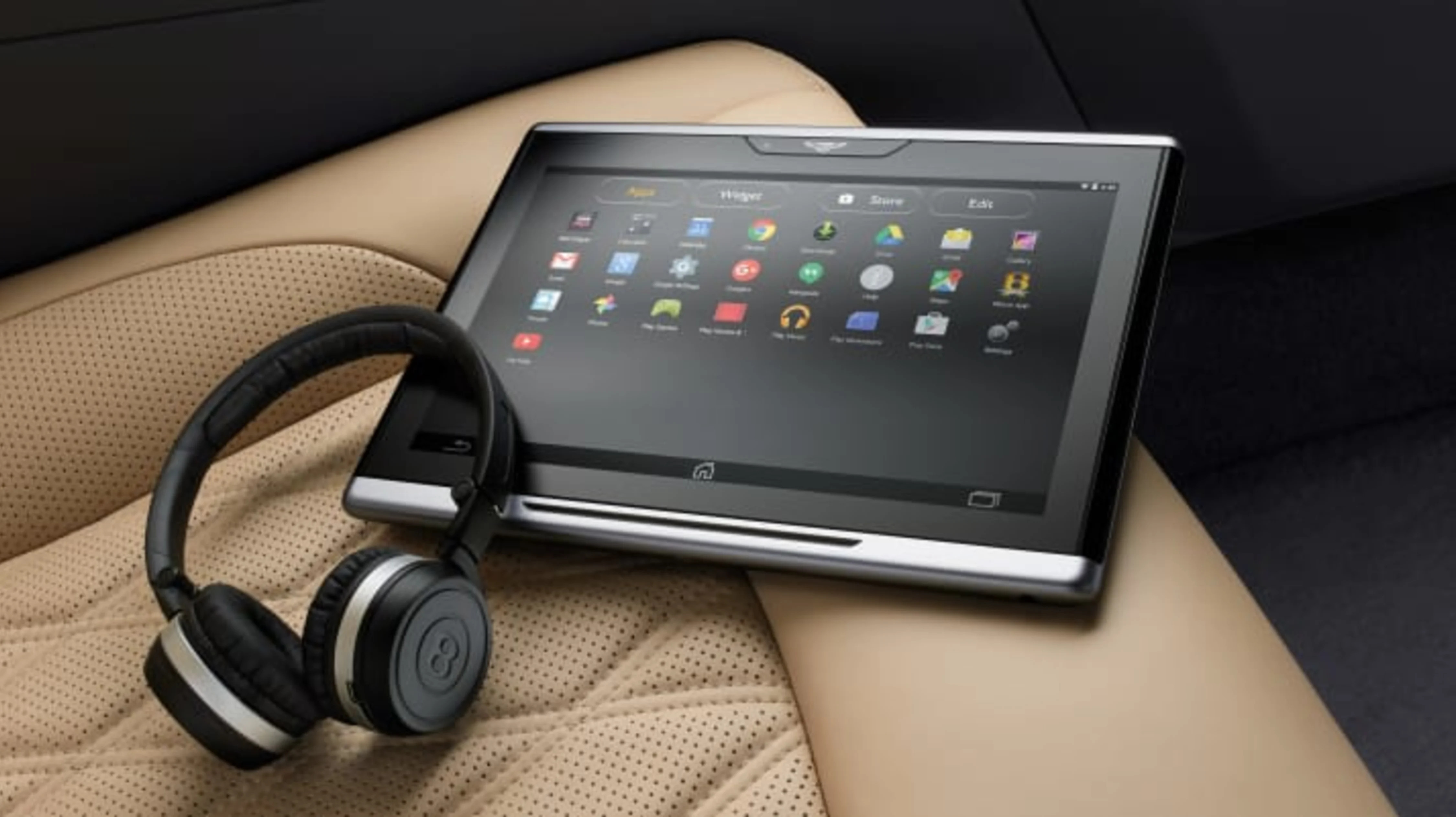 2017 Bentley Mulsanne Extended Wheelbase rear seat tablet