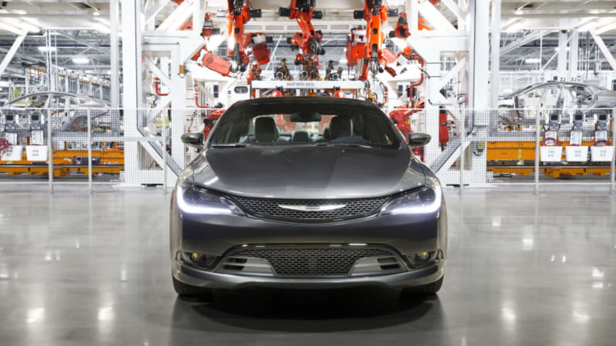 Poor Chrysler 200 sales blamed for 1,420 layoffs in Sterling Heights