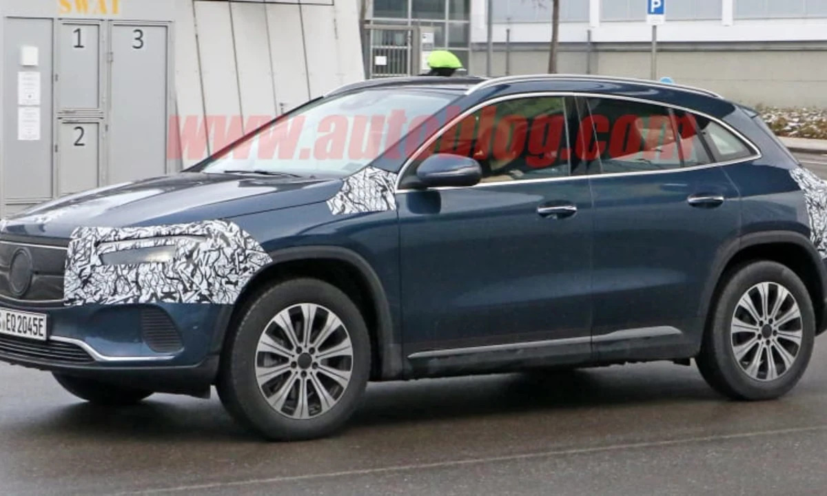 Mercedes-Benz EQA spied with hardly any camouflage - Autoblog