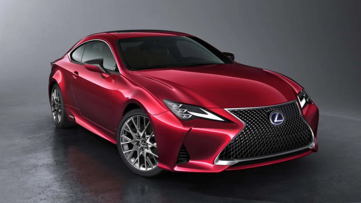 Lexus RC facelift: Here's an official look